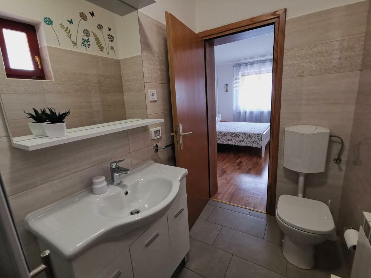 Apartment Mita 그로즈냔 외부 사진